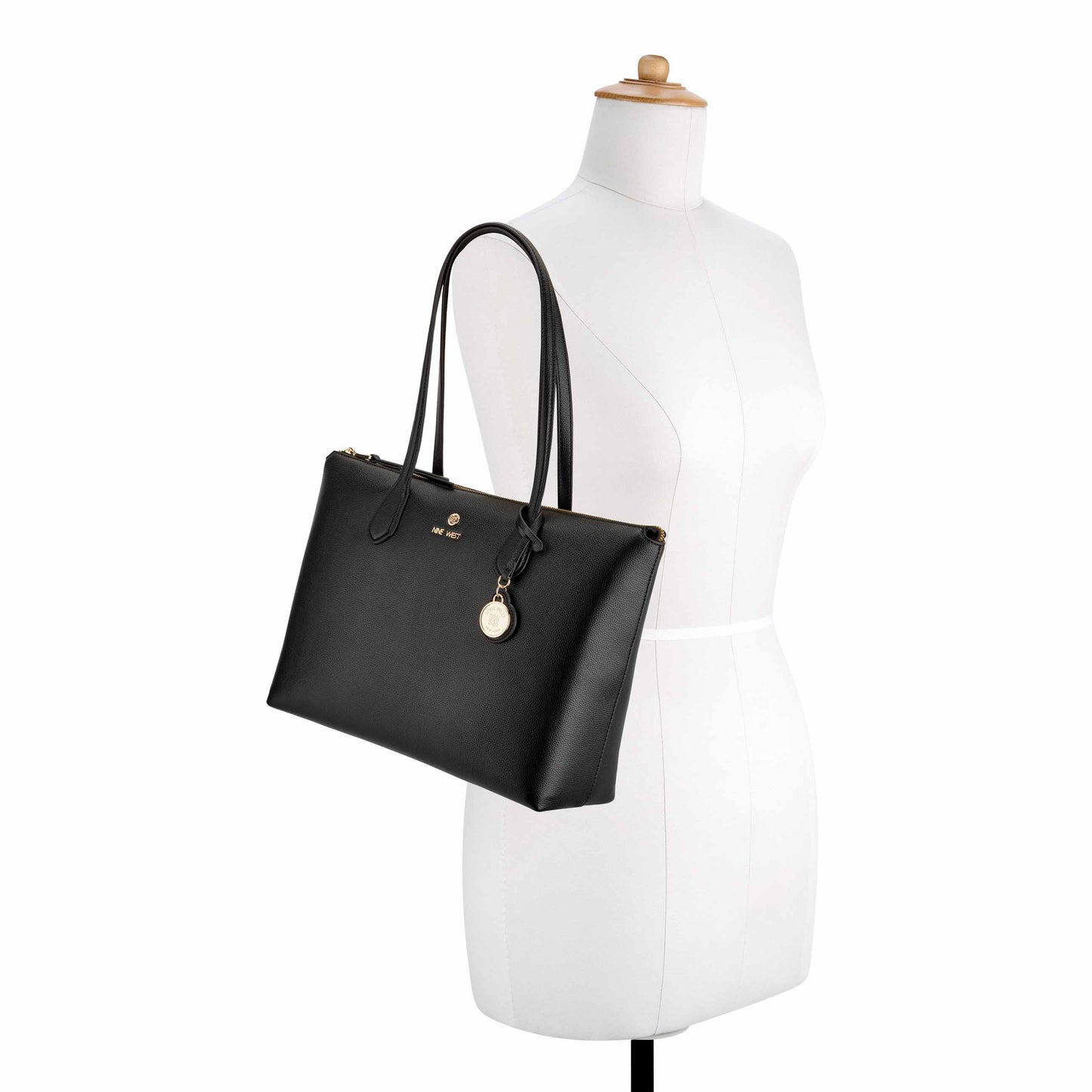 Cartera  Tote Kyrie Negro
