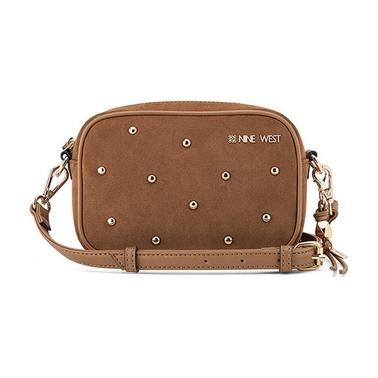 Cartera Nine West Camera Crossbody w/ Charm Daciana Toffee